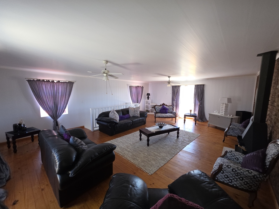 6 Bedroom Property for Sale in Dana Bay Western Cape